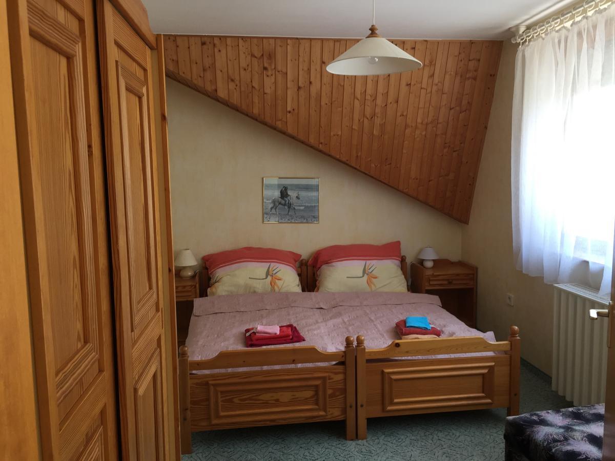 Respect Apartament Hévíz Εξωτερικό φωτογραφία
